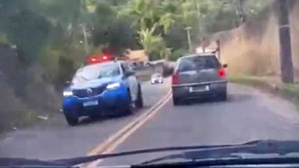 Corpo com marcas de tiros é encontrado em via pública de Nova Friburgo